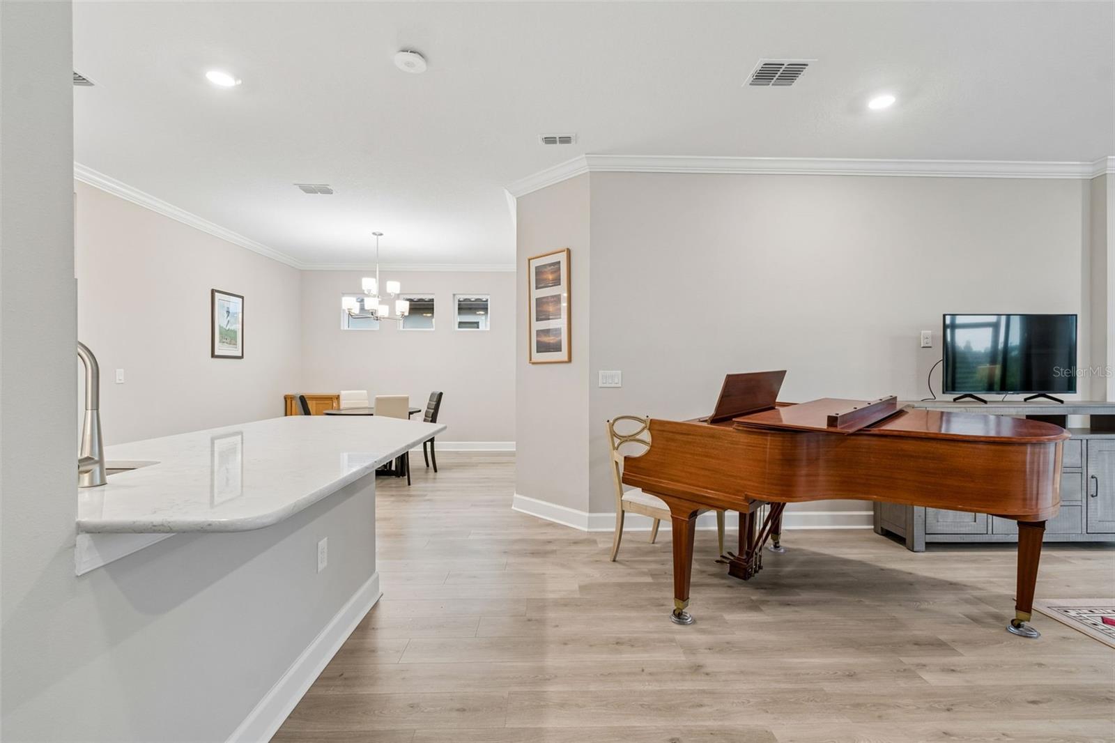 4618 ROSATTI RD — photo 37