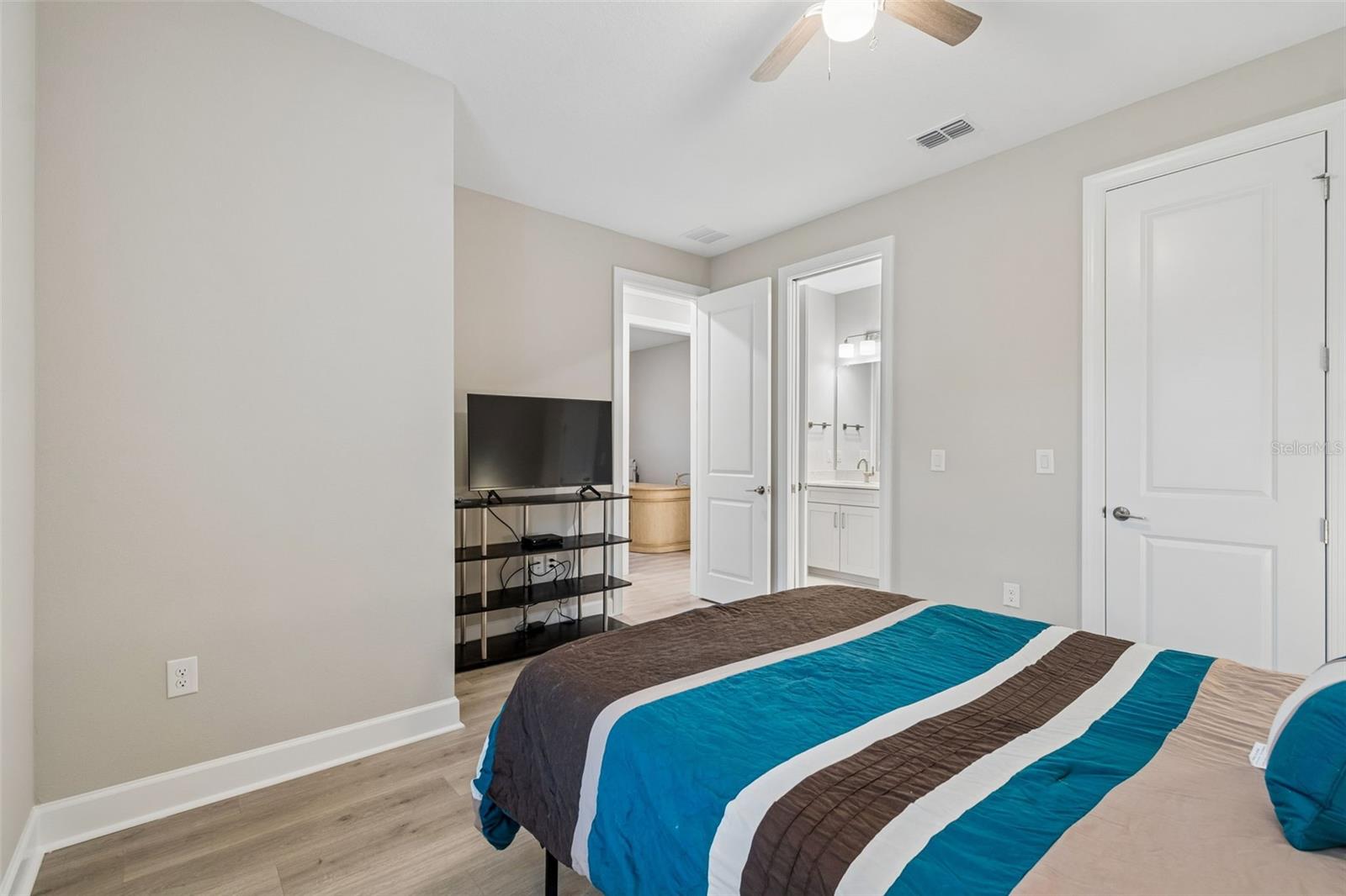 4618 ROSATTI RD — photo 48