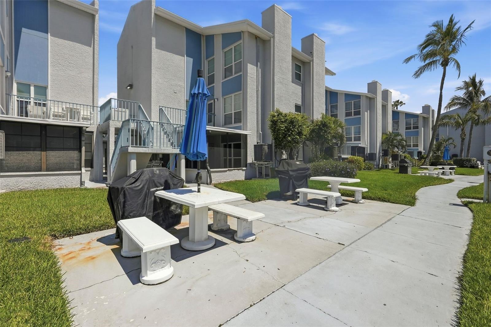 175 MEDALLION BLVD #F — photo 22