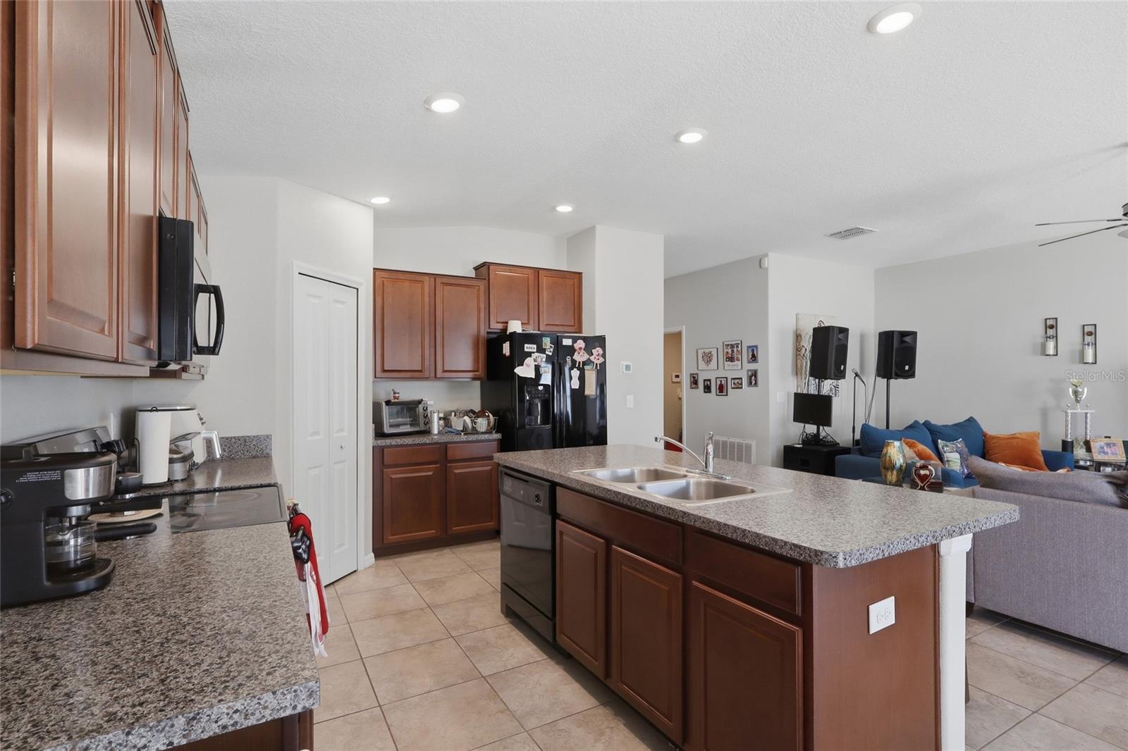 9626 SAGE CREEK DR — photo 5