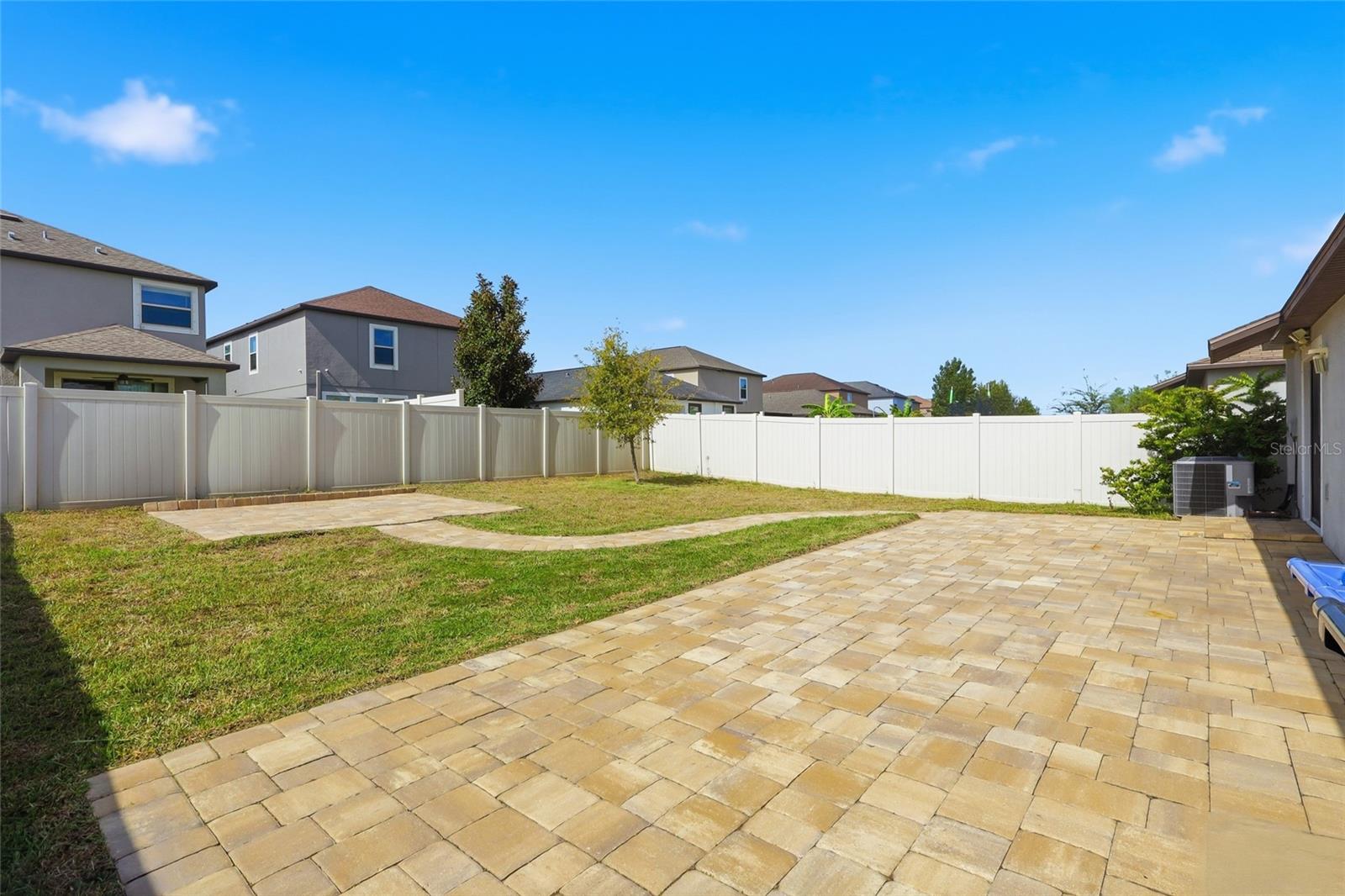 9626 SAGE CREEK DR — photo 27
