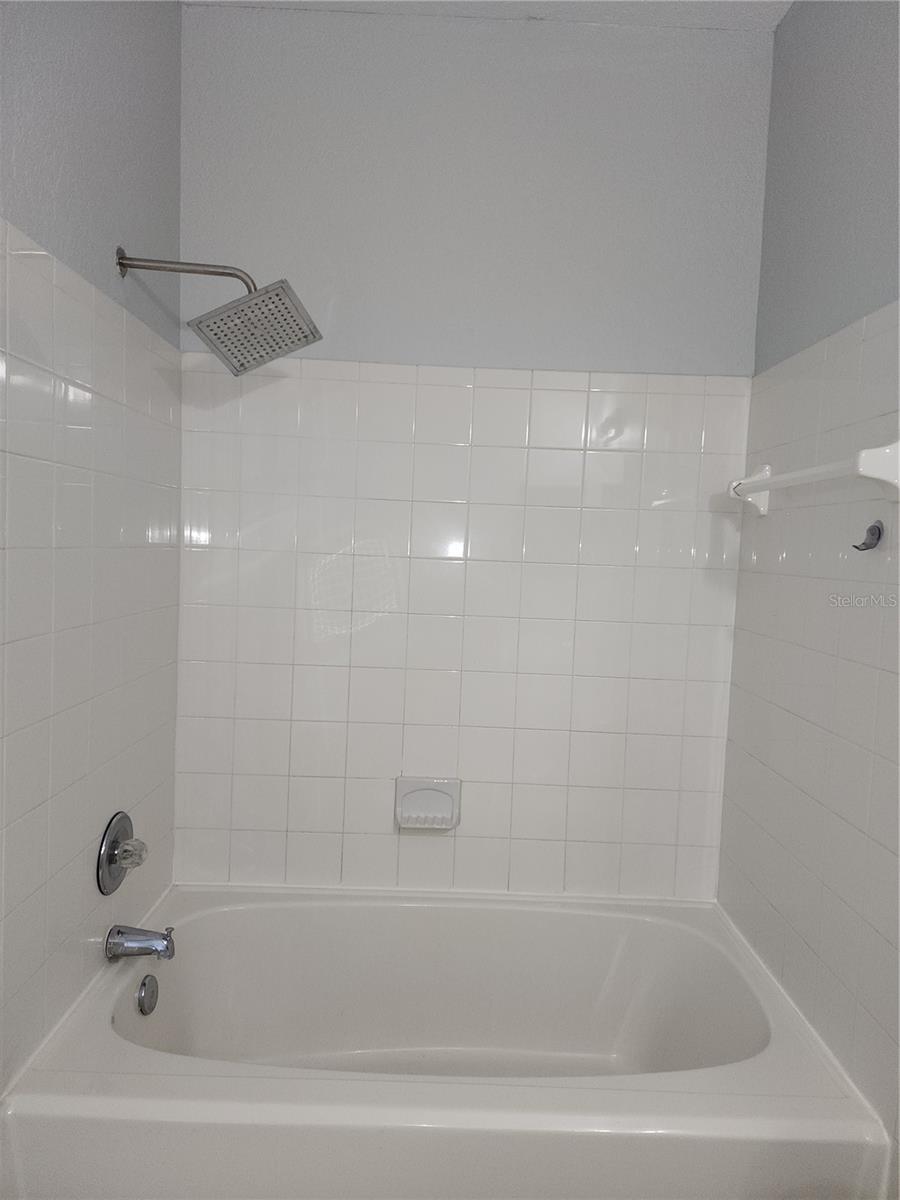 4323 BAYSIDE VILLAGE DR #329 — photo 27