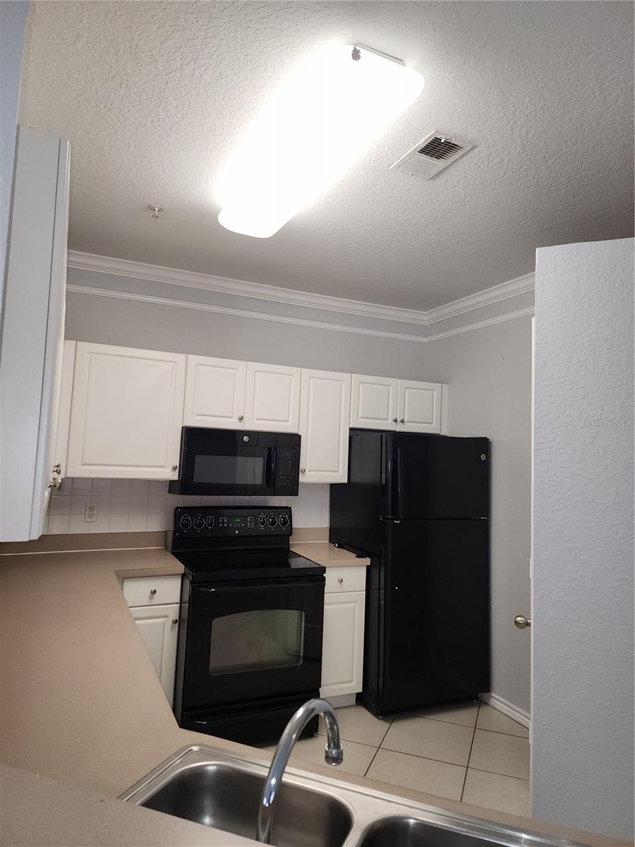 4323 BAYSIDE VILLAGE DR #329 — photo 22