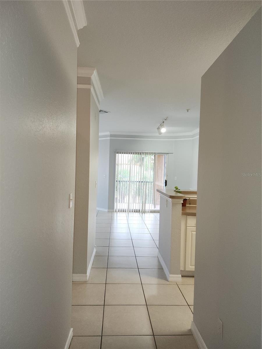 4323 BAYSIDE VILLAGE DR #329 — photo 17