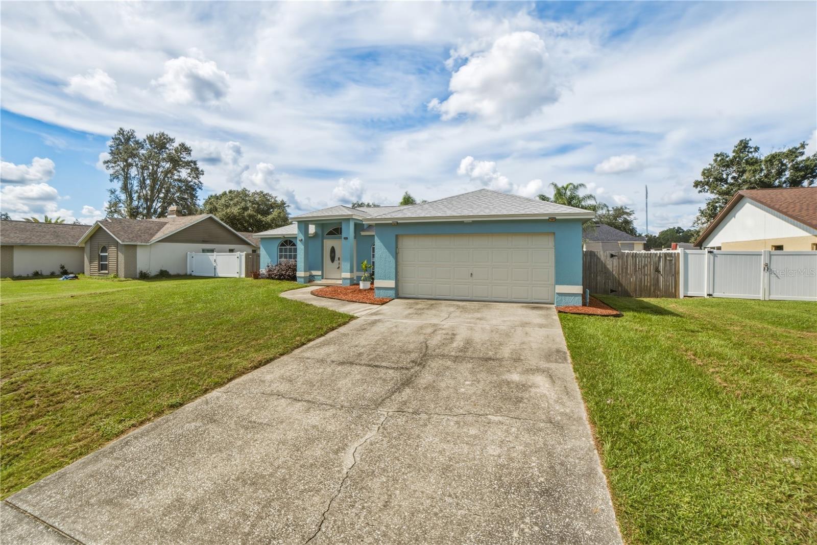 23513 BELLAIRE LOOP — photo 4