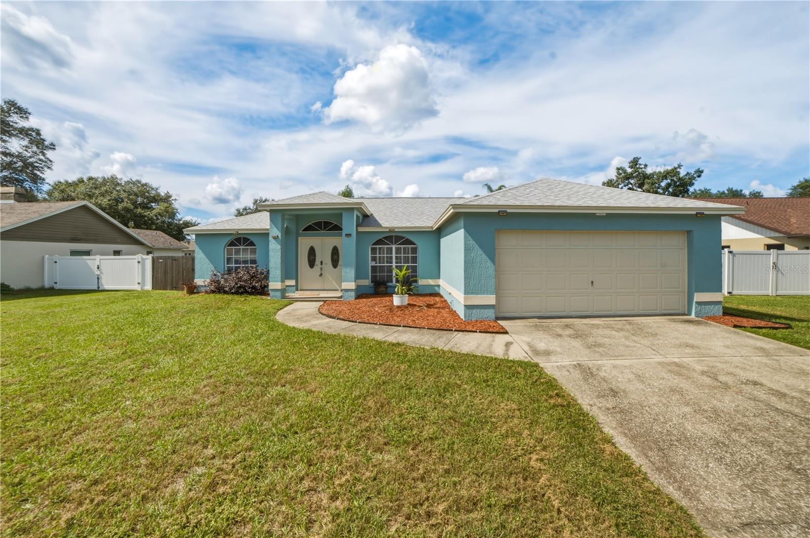 23513 BELLAIRE LOOP — photo 2