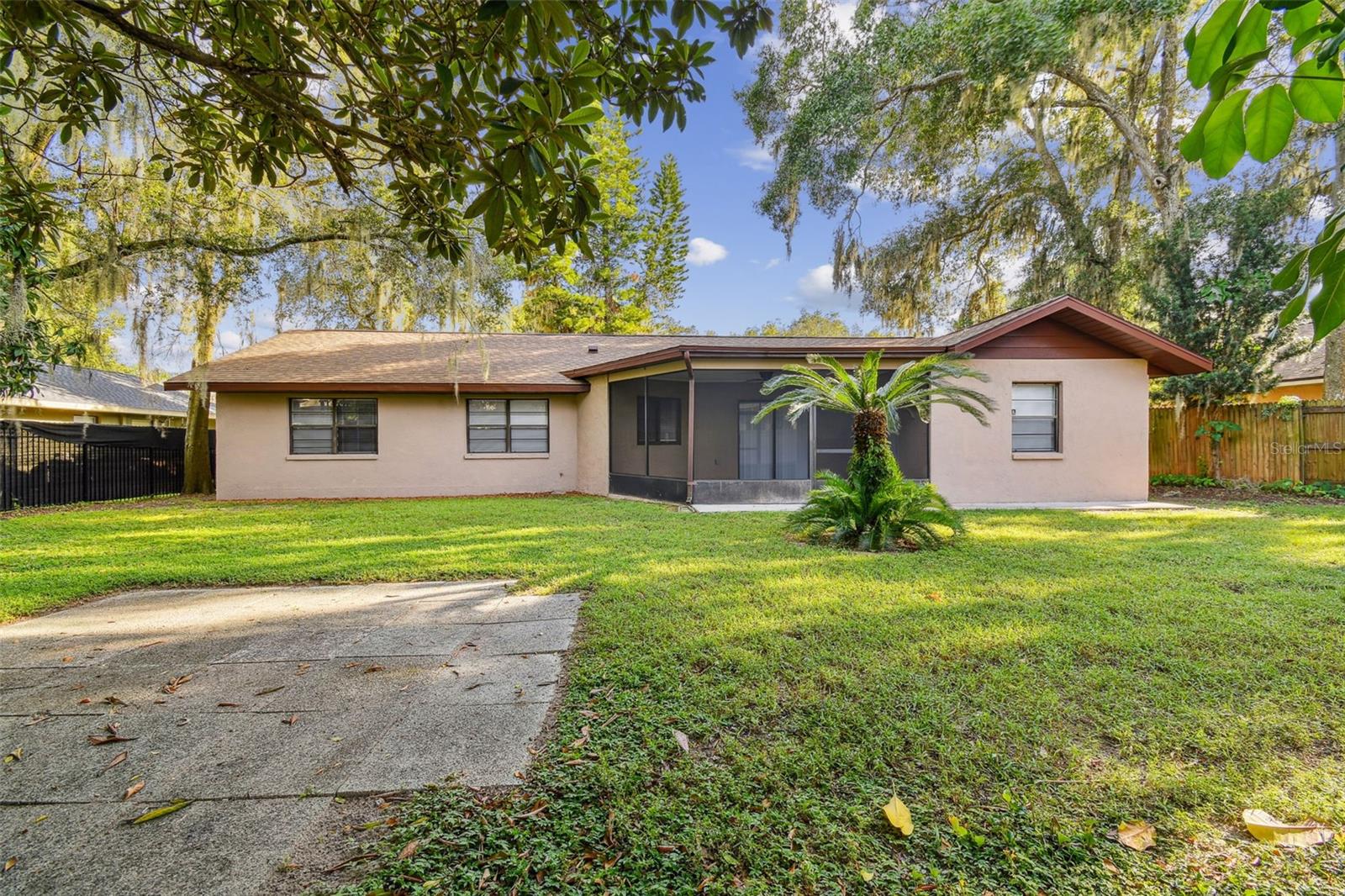 1010 RIFLECREST AVE — photo 33