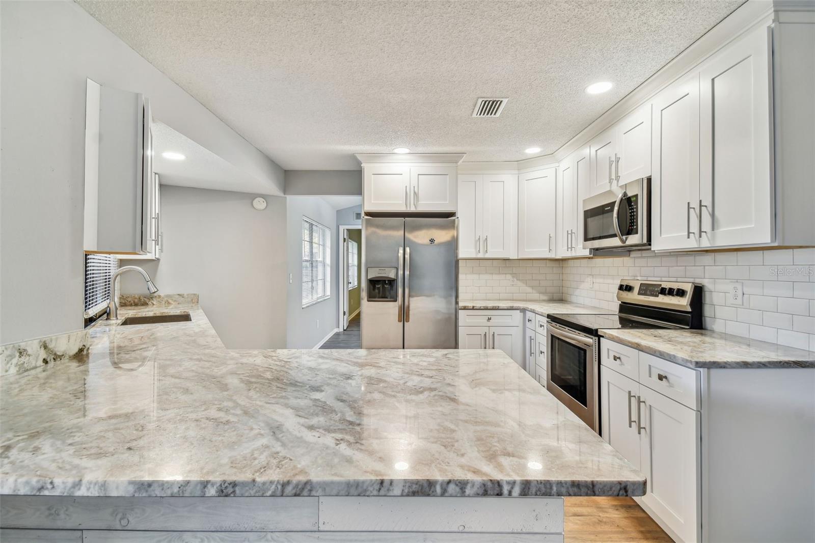 1010 RIFLECREST AVE — photo 8