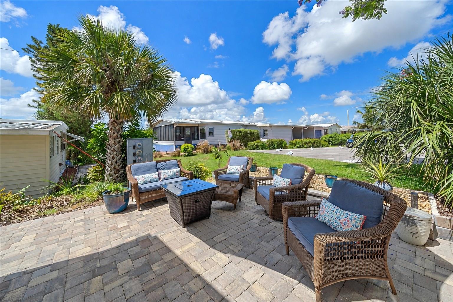 203 BIMINI DR — photo 6