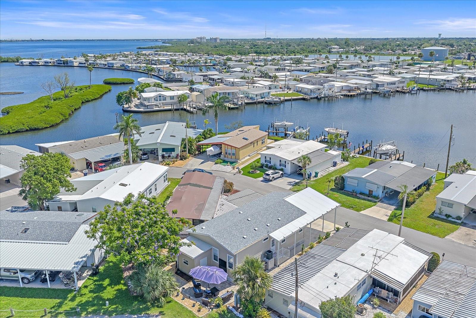 203 BIMINI DR — photo 4