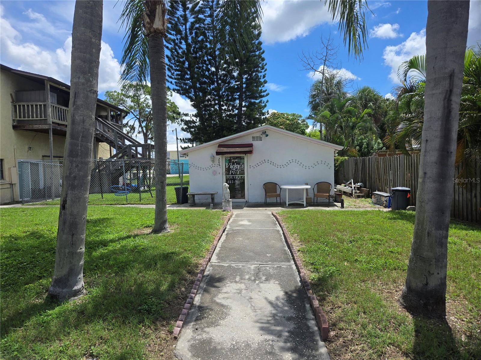 110 W SHELL POINT RD — photo 4