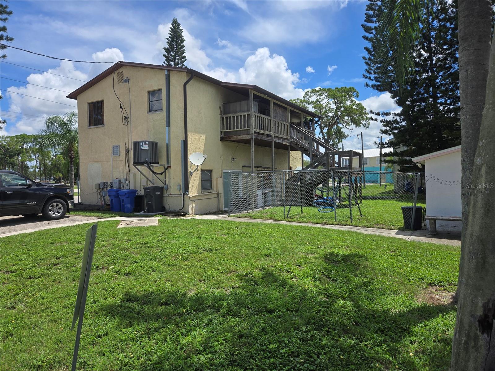 110 W SHELL POINT RD — photo 2
