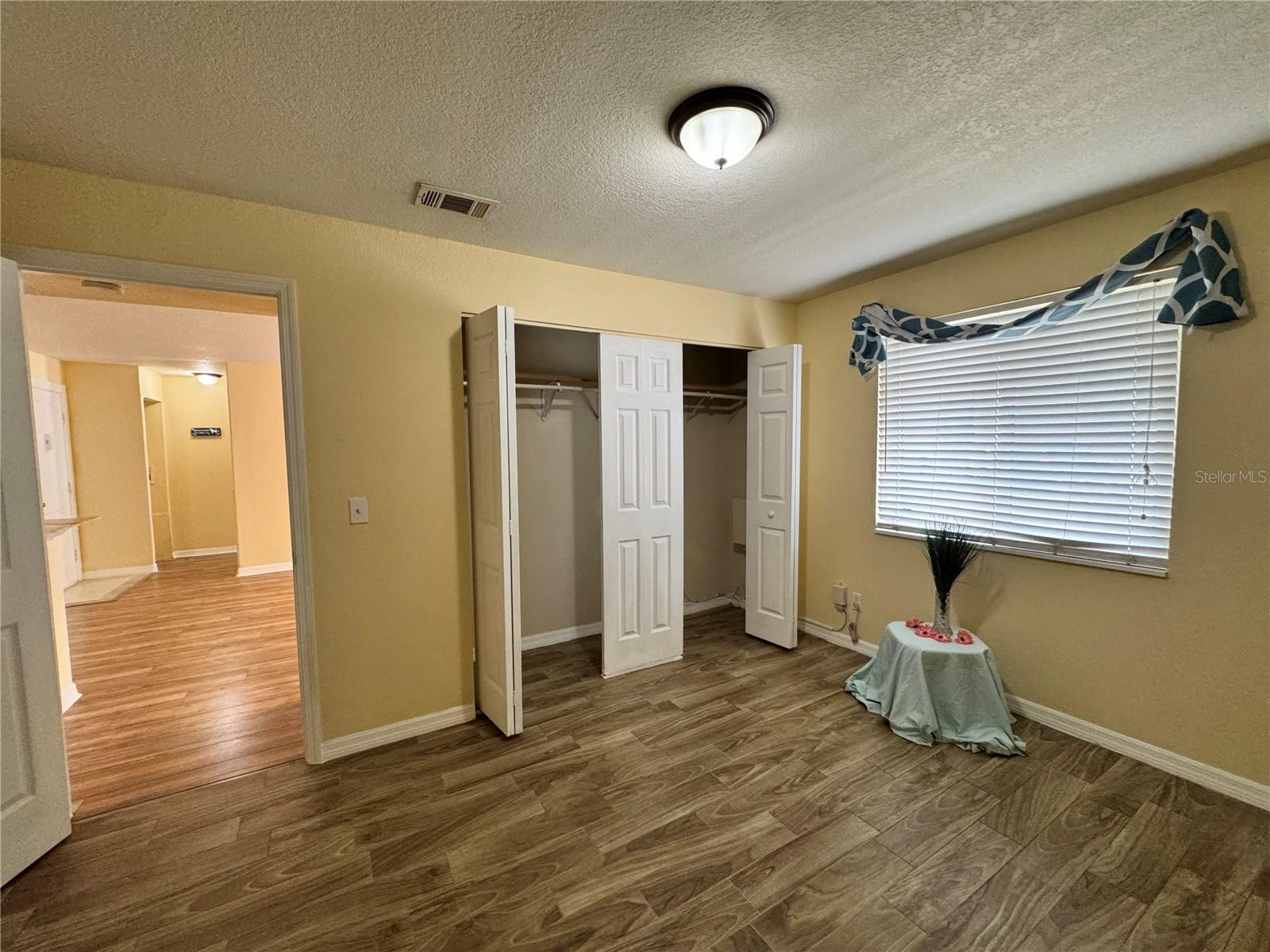 202 RED MAPLE PL #202 — photo 24