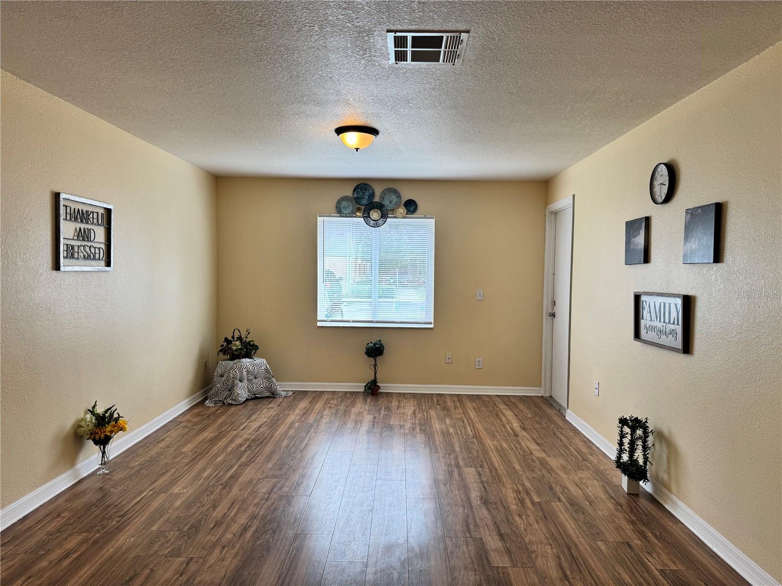202 RED MAPLE PL #202 — photo 14
