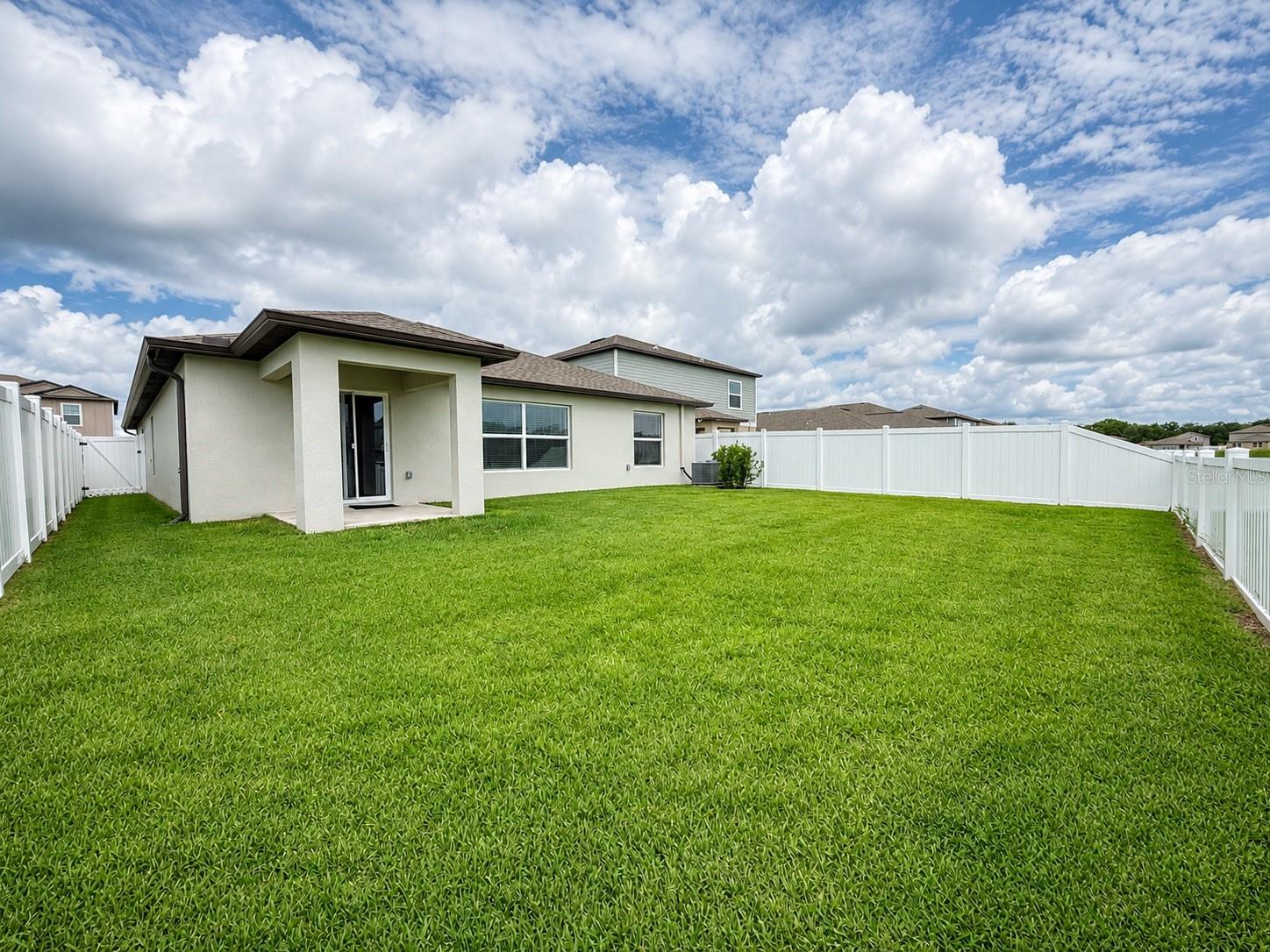 13260 PALMERSTON RD — photo 34