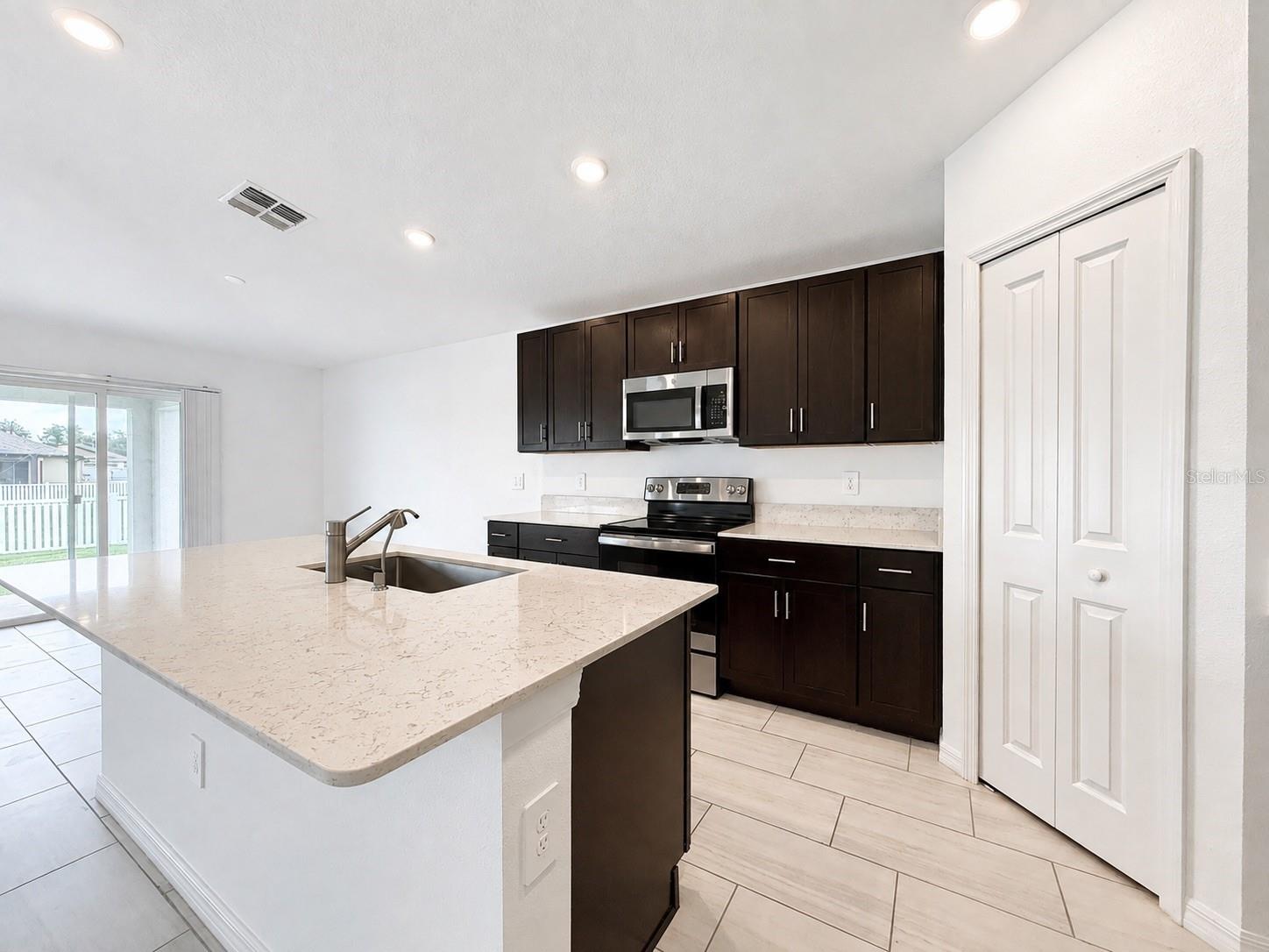 13260 PALMERSTON RD — photo 16