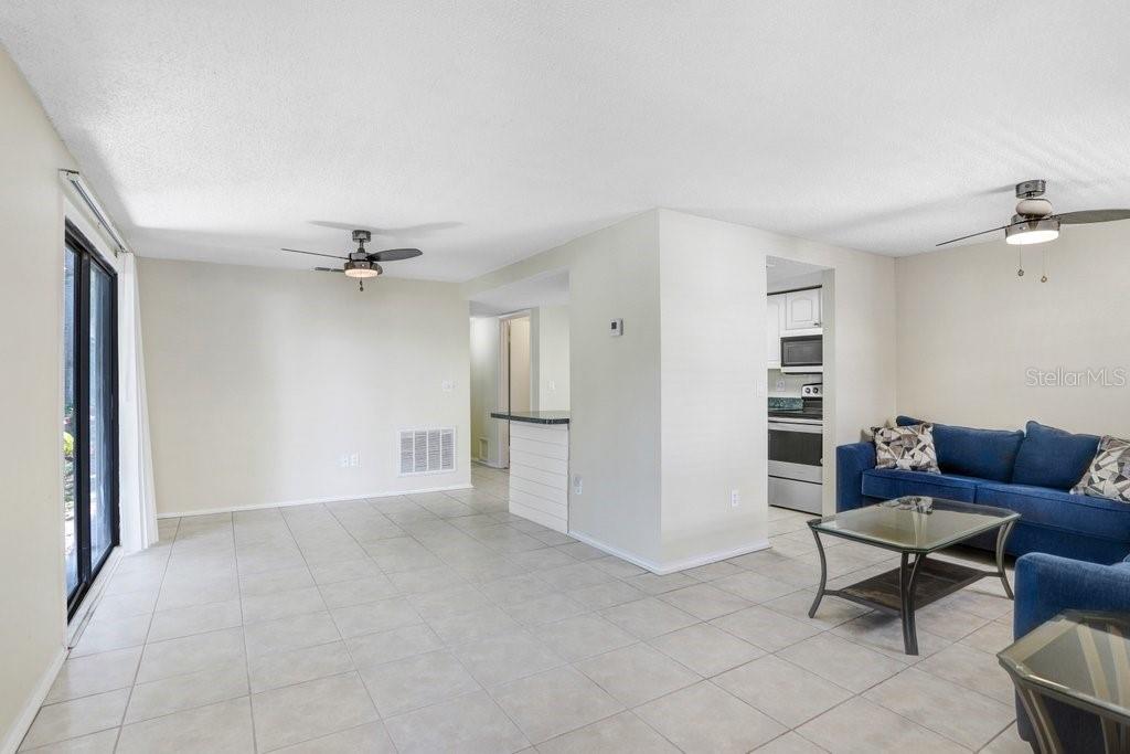 134 SYCAMORE LN #F — photo 4