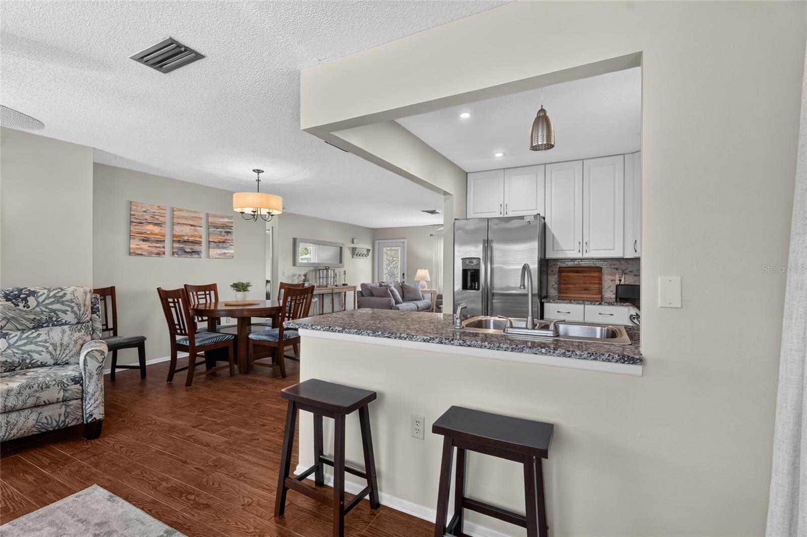 4215 PANDORA RD — photo 20