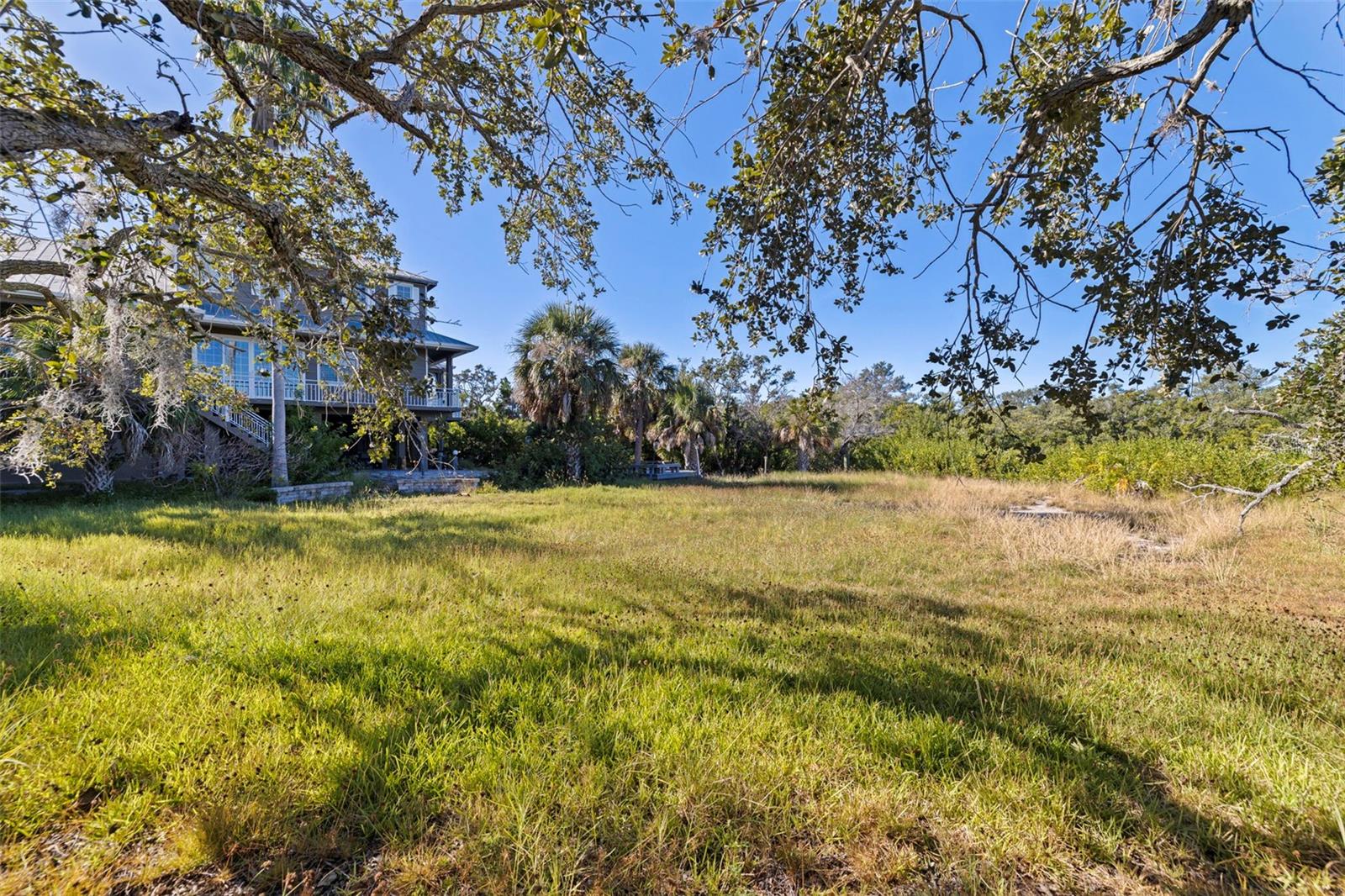 2000 BAYVIEW DR — photo 68