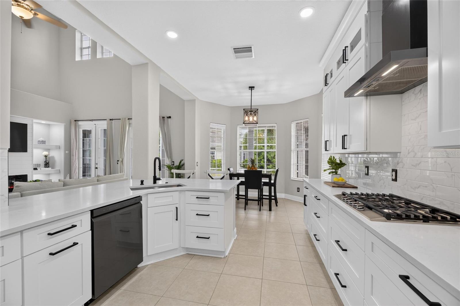 435 MANNS HARBOR DR — photo 31