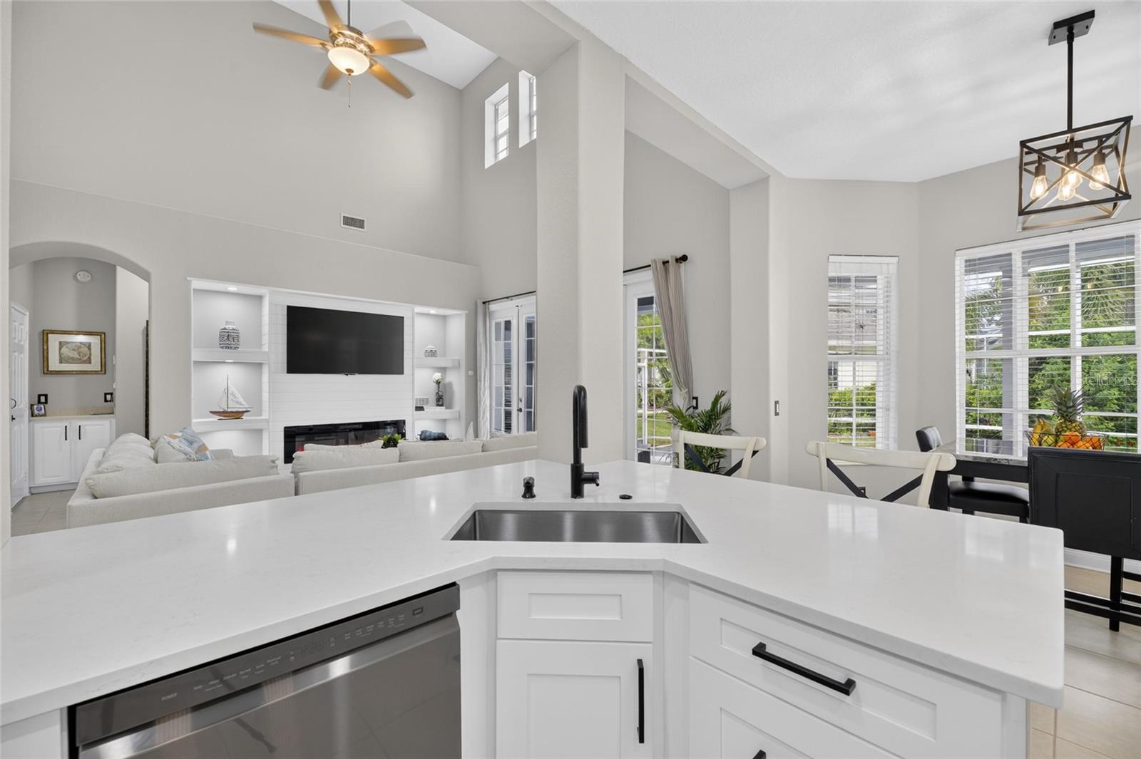 435 MANNS HARBOR DR — photo 33