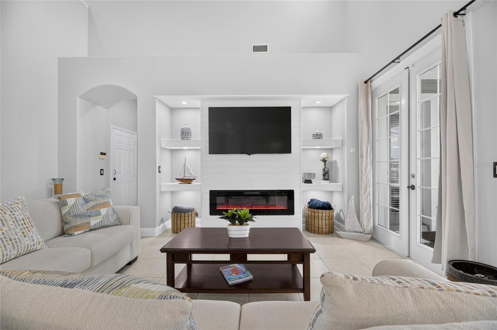 435 MANNS HARBOR DR — photo 36