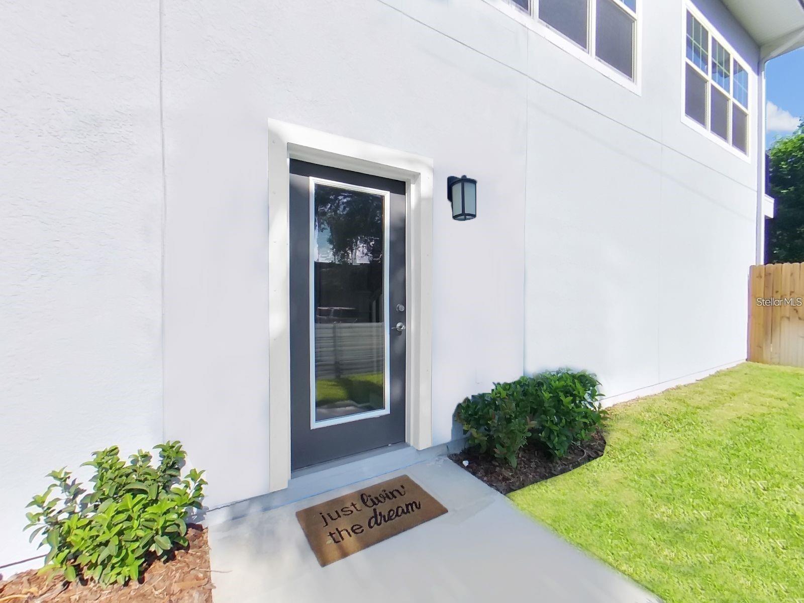 8303 KING BLOSSOM CT — photo 3
