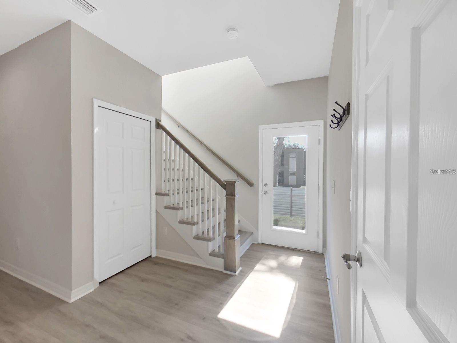 8303 KING BLOSSOM CT — photo 5
