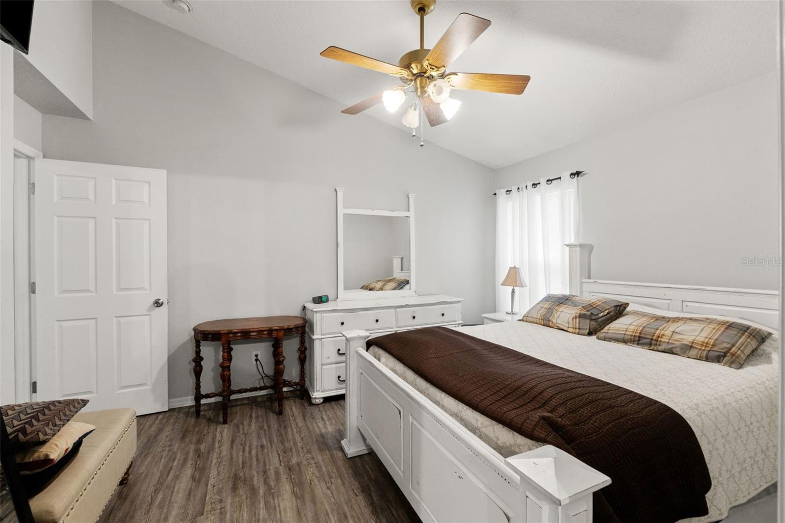 8620 PERSEA CT — photo 11