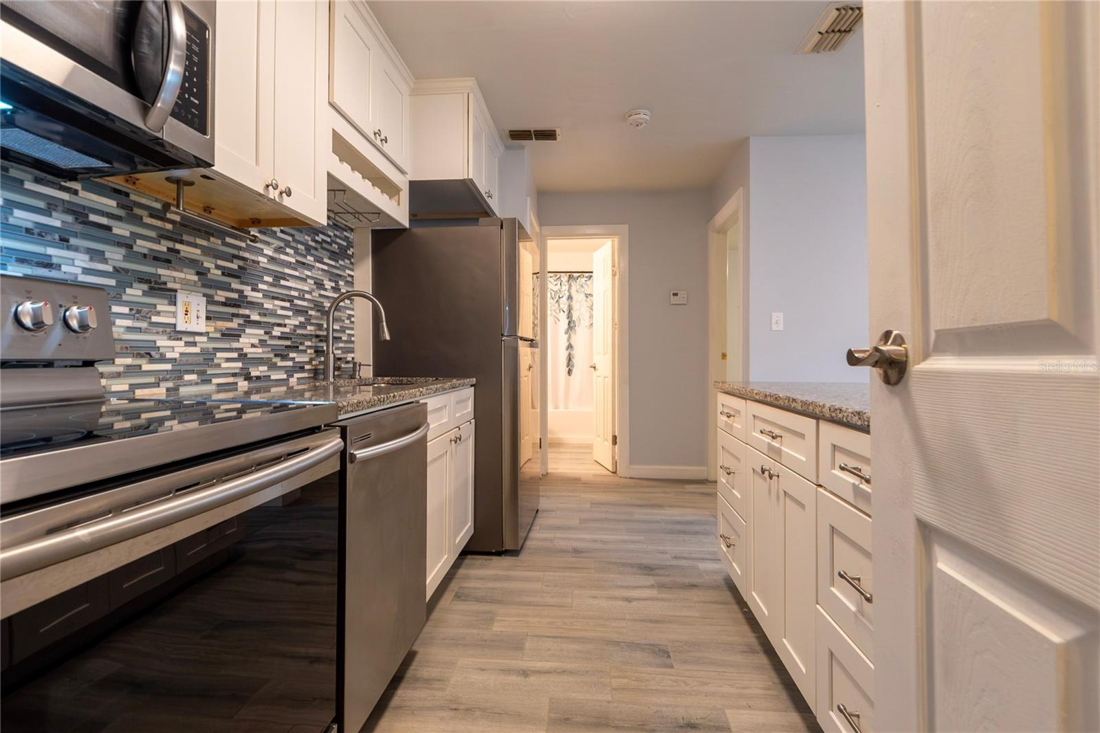 1400 GANDY BLVD N #1010 — photo 21