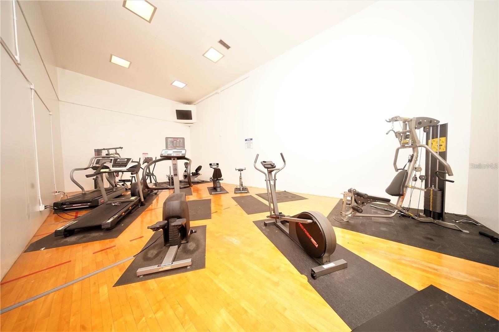 1400 GANDY BLVD N #1010 — photo 46