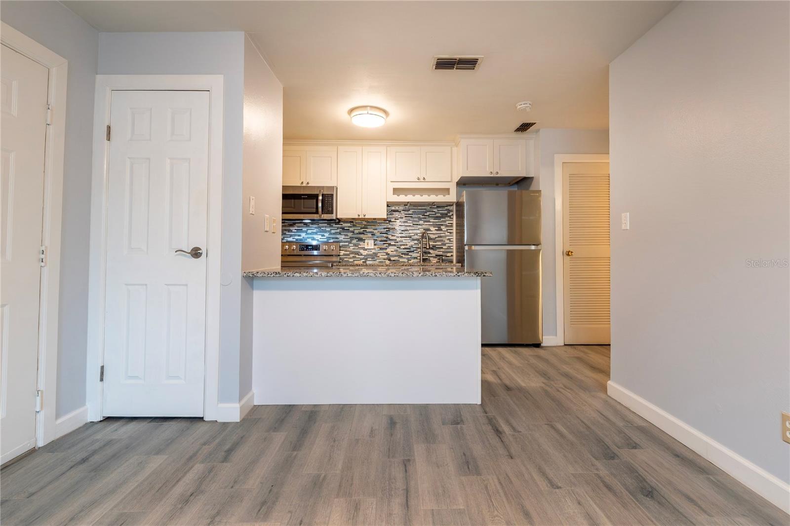 1400 GANDY BLVD N #1010 — photo 4