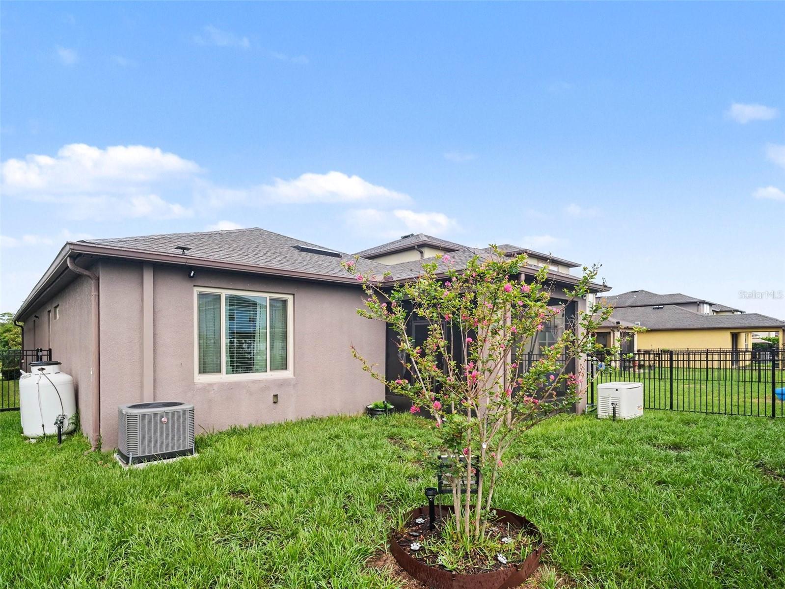 1505 CUSTER BAYOU ST — photo 25