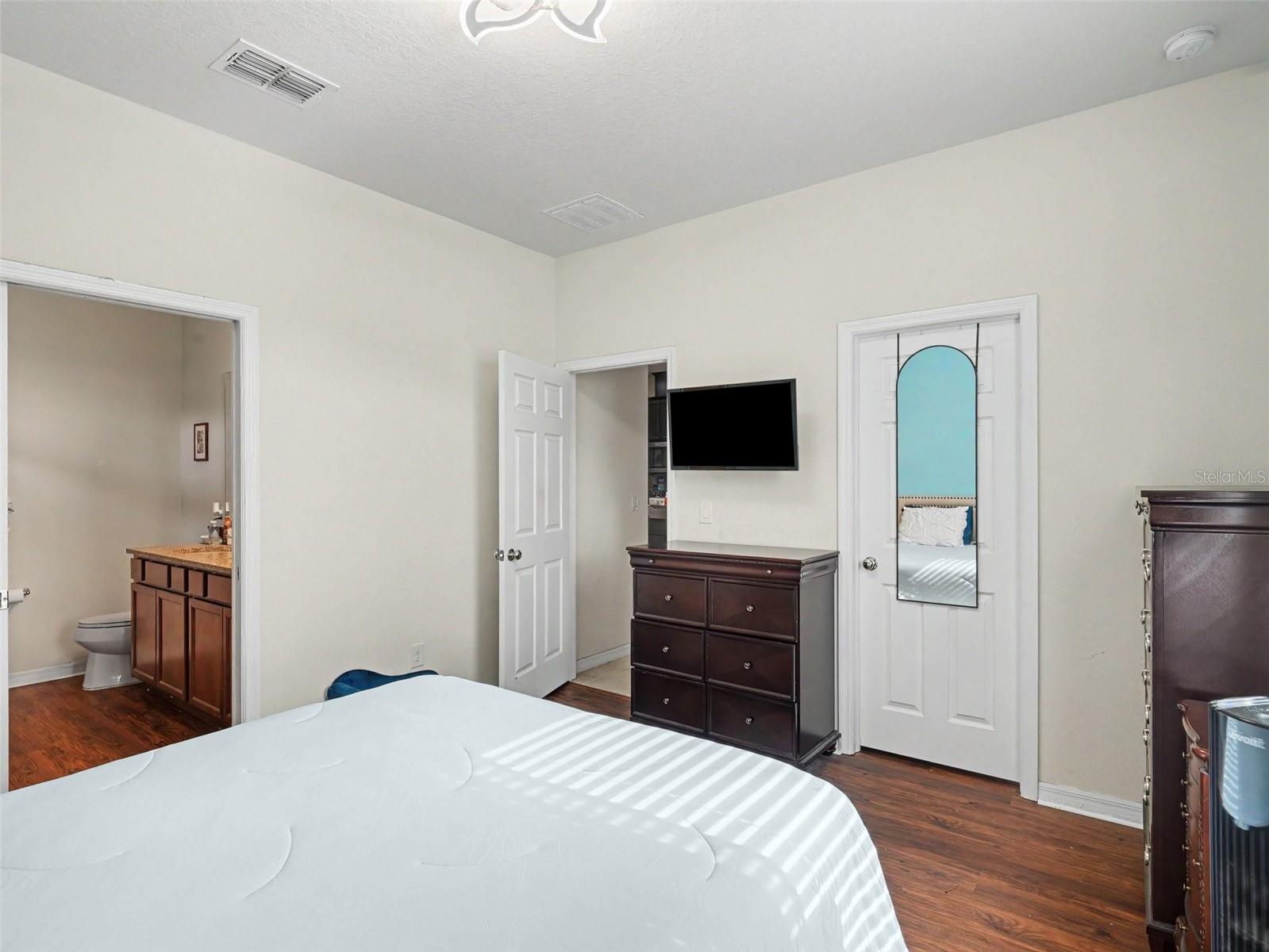 1505 CUSTER BAYOU ST — photo 18