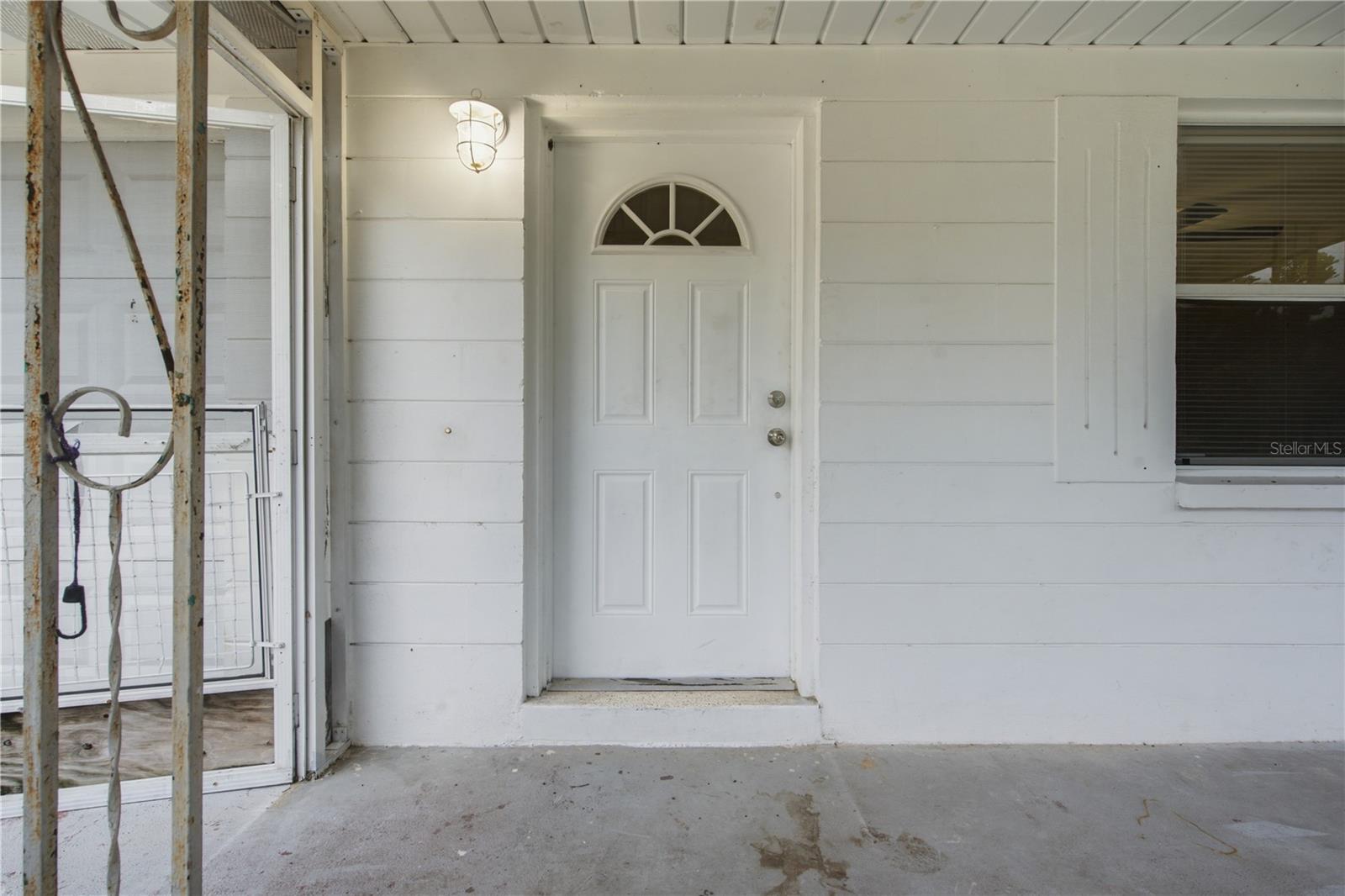 2122 HOLIDAY DRIVE — photo 5