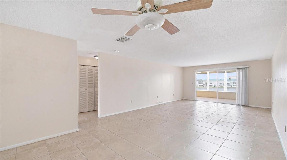 5925 SHORE BLVD S #302 — photo 10