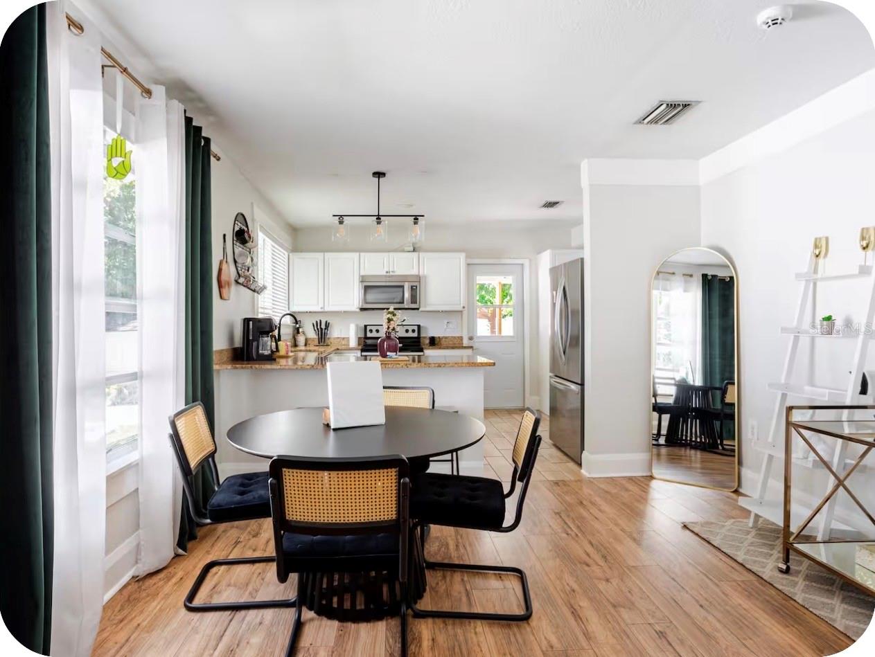 405 E ADALEE ST — photo 14