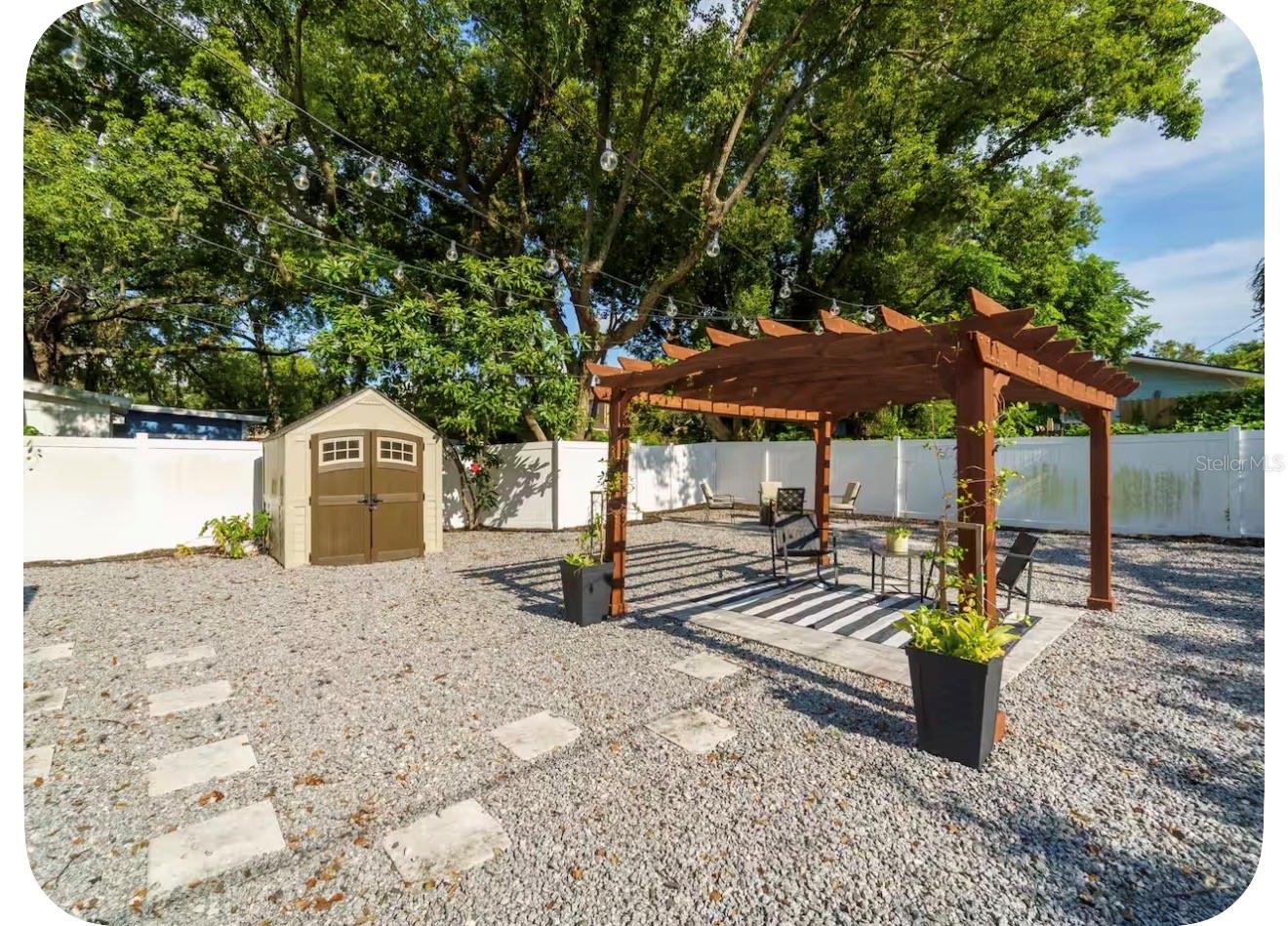 405 E ADALEE ST — photo 25