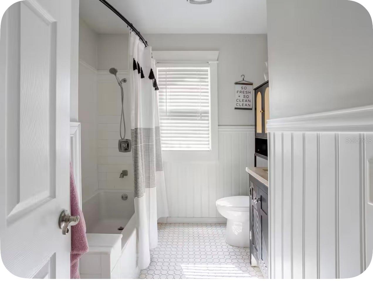 405 E ADALEE ST — photo 20