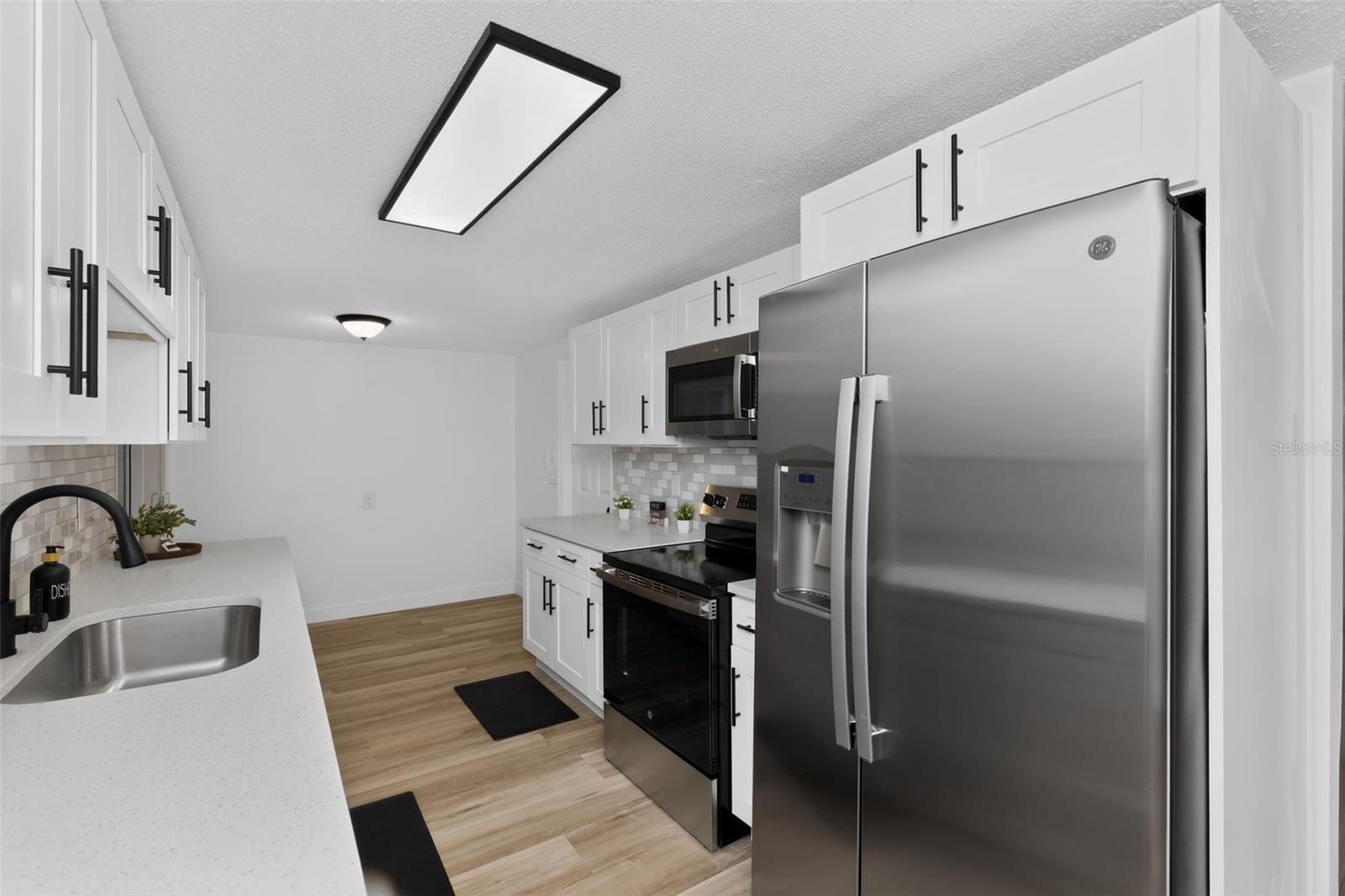 5644 BERLIN DR — photo 10