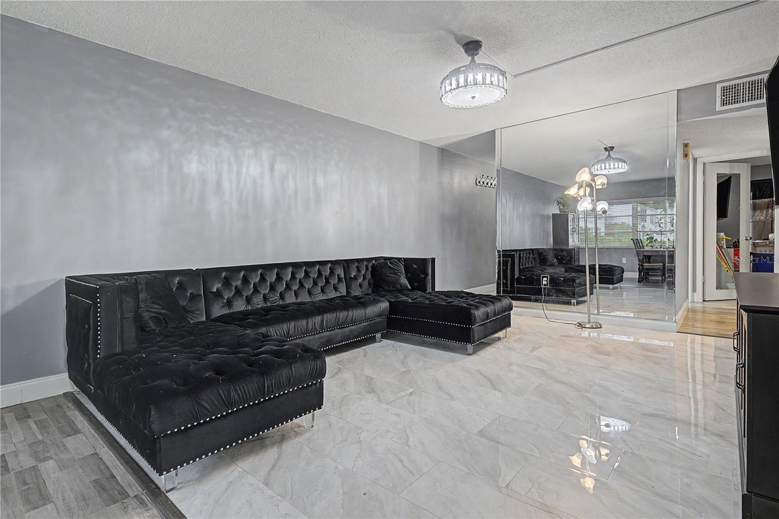 1655 S HIGHLAND AVE #F129 — photo 4