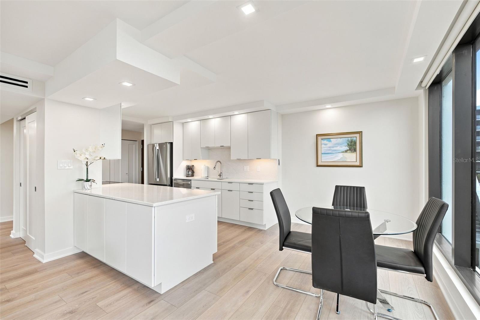 707 S GULFSTREAM AVE #207 — photo 14