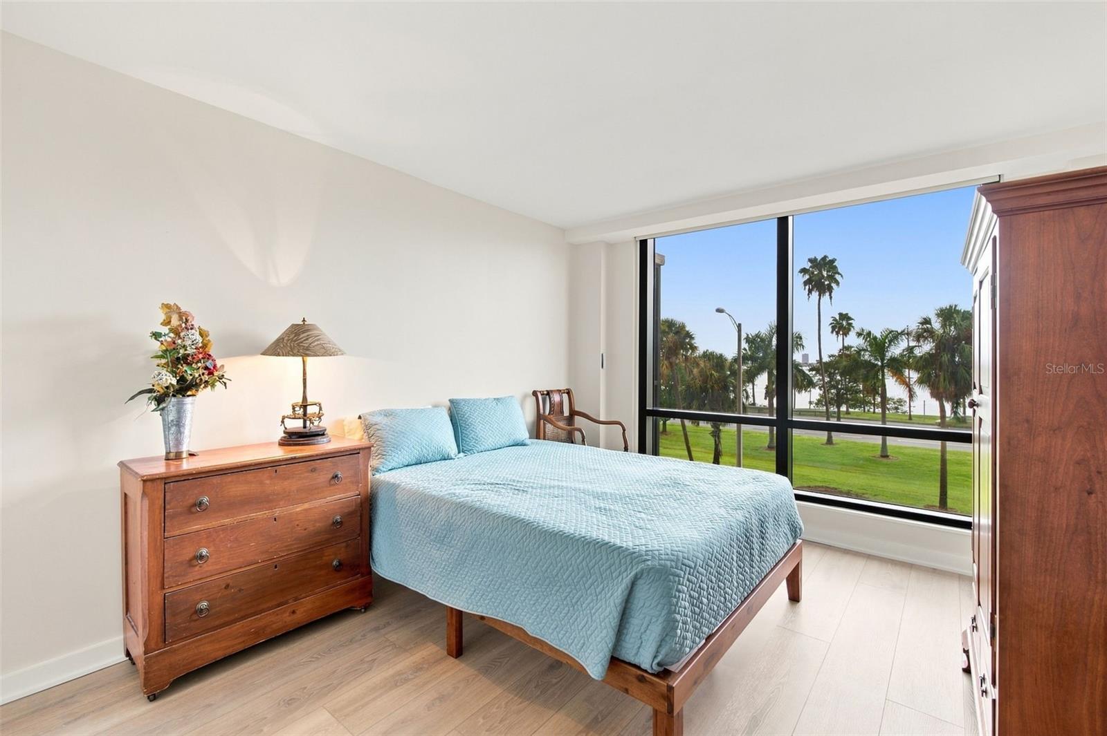 707 S GULFSTREAM AVE #207 — photo 32