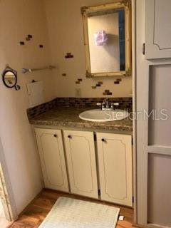 3201 BREWSTER DR — photo 9