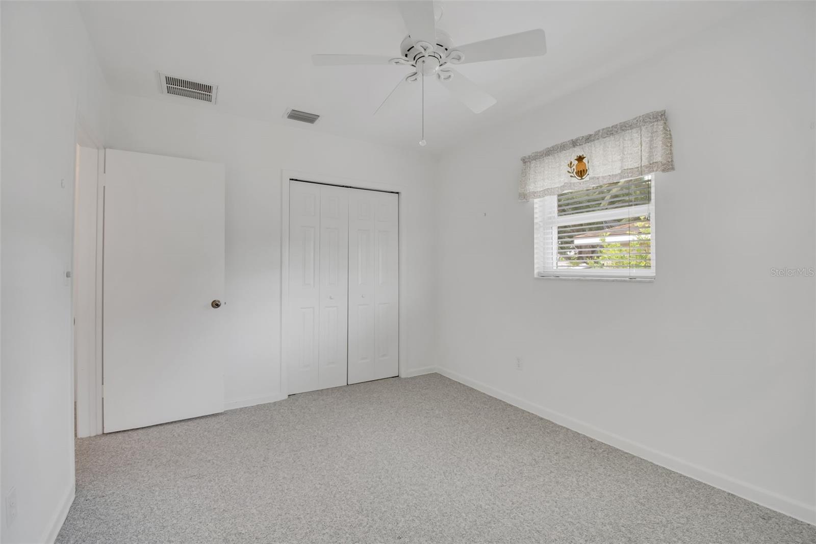 808 WOODLEY RD — photo 45