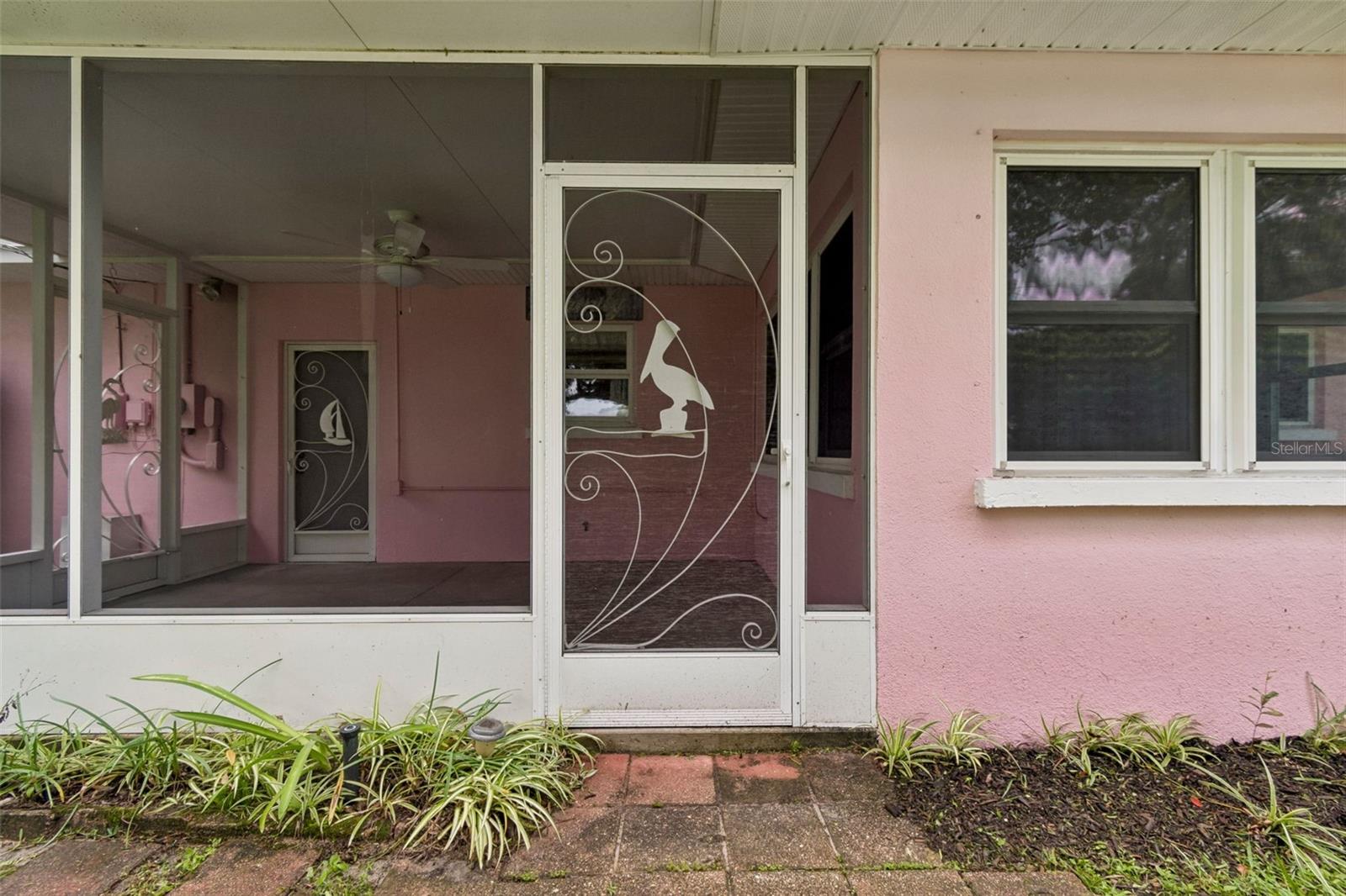 808 WOODLEY RD — photo 58