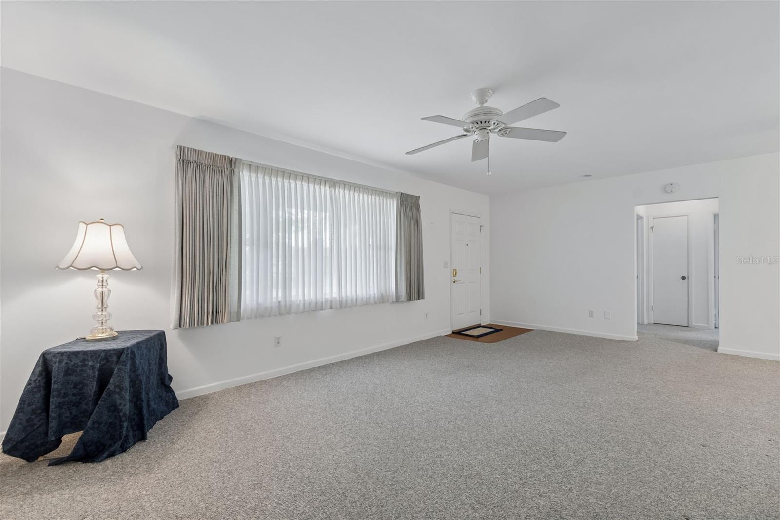 808 WOODLEY RD — photo 10