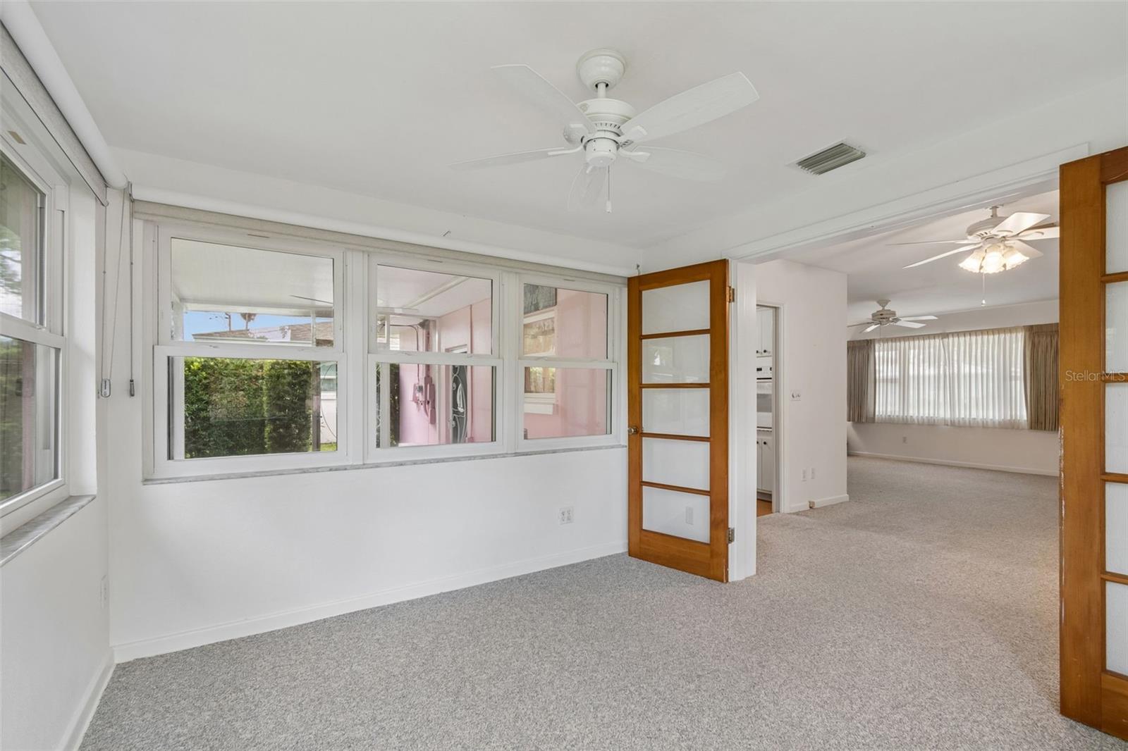808 WOODLEY RD — photo 26