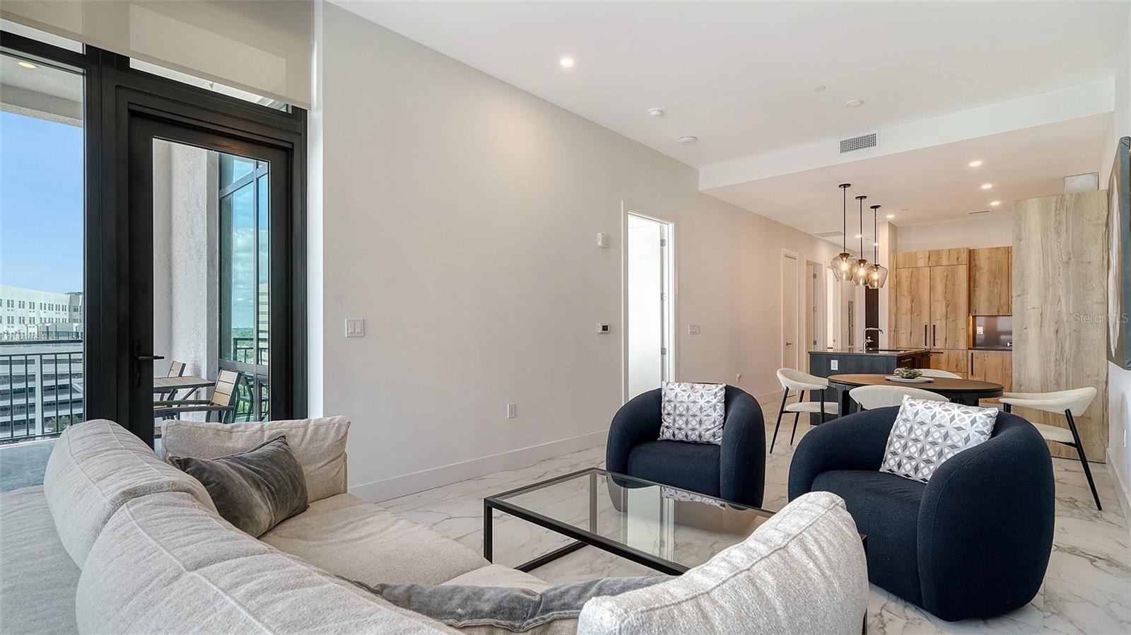 33 S PALM AVE #804 — photo 18