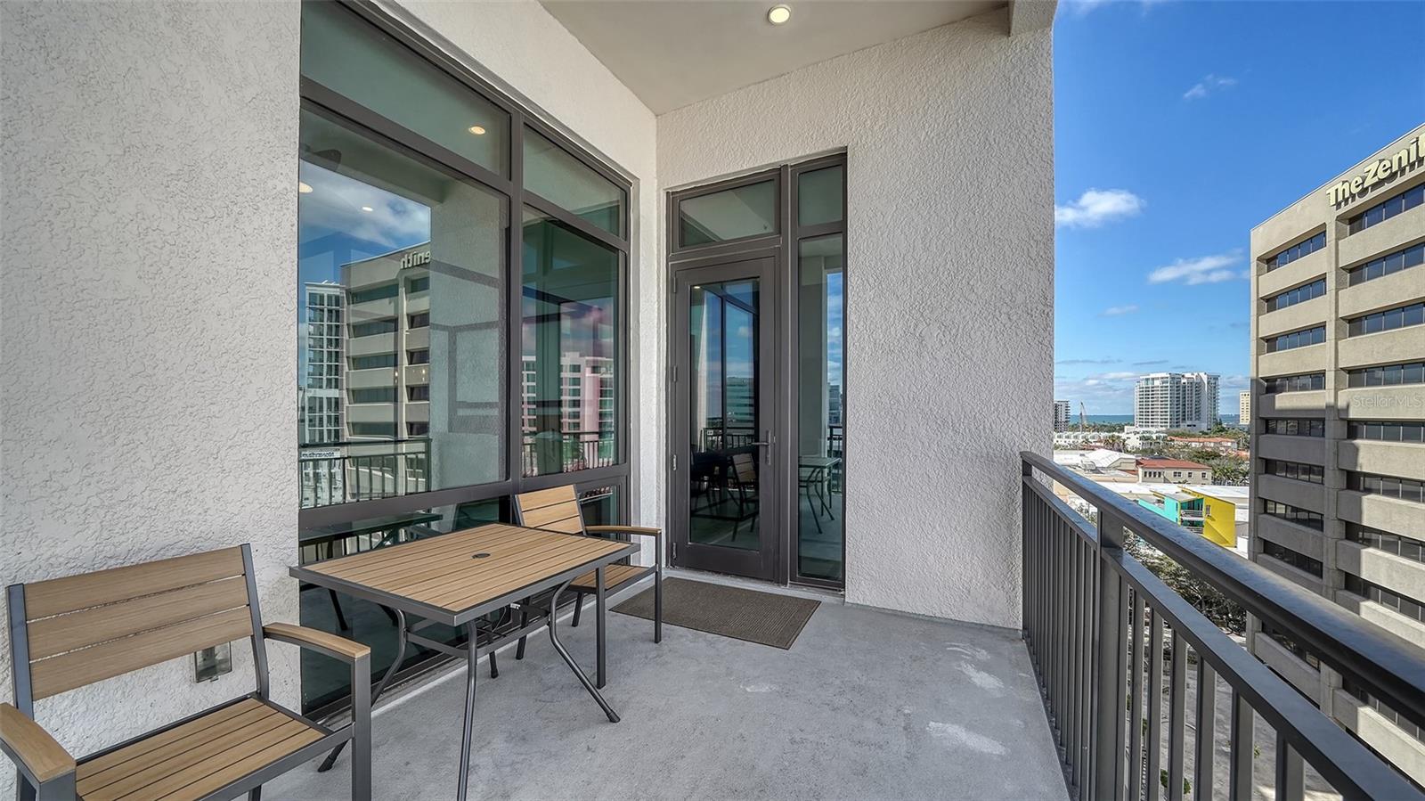 33 S PALM AVE #804 — photo 22